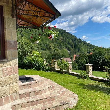 Appartamento Underhills House Jaremče Esterno foto