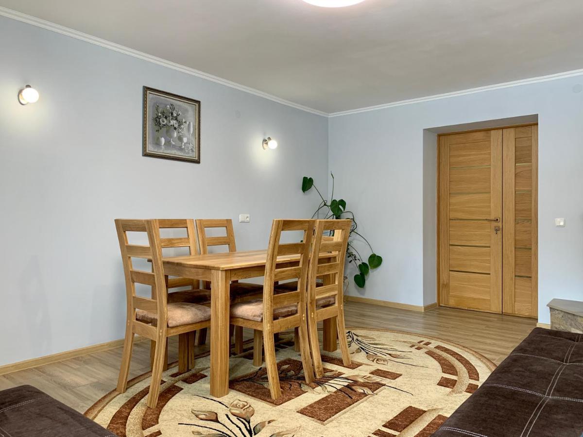 Appartamento Underhills House Jaremče Esterno foto