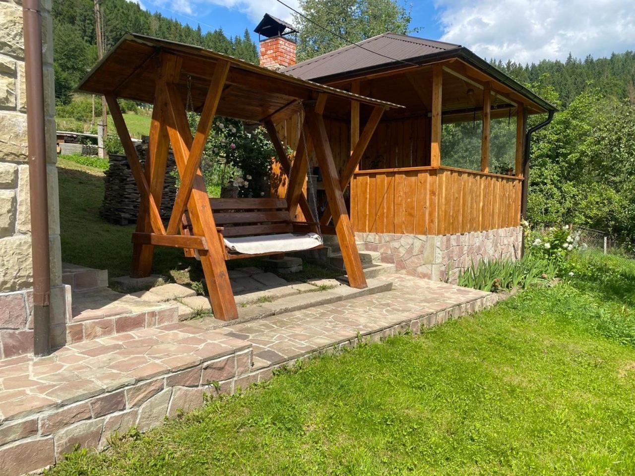 Appartamento Underhills House Jaremče Esterno foto